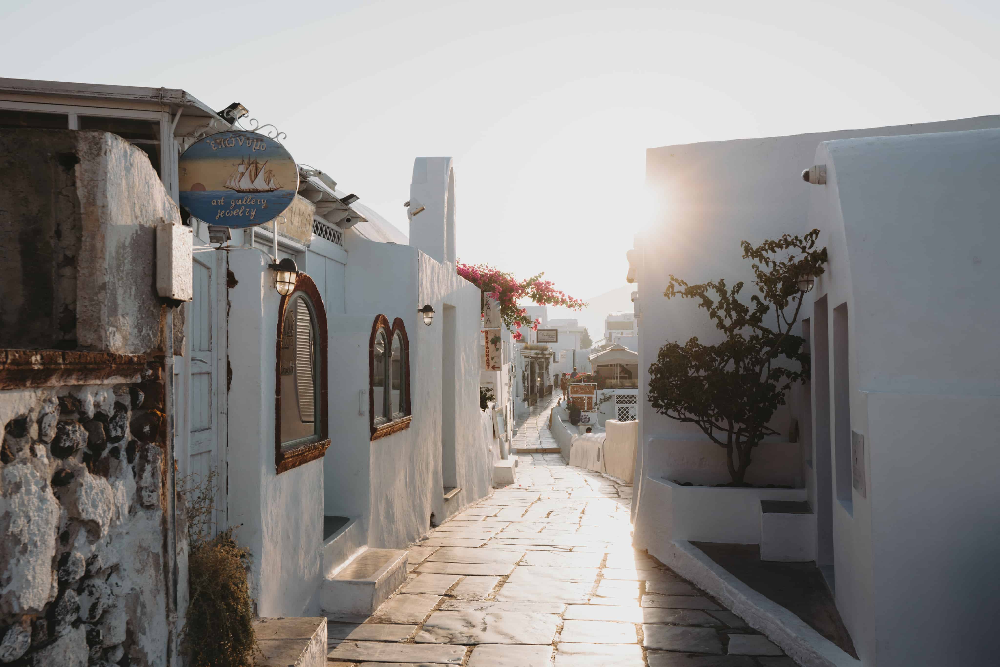 Beat the crowds - The Ultimate off the beaten Santorini travel guide - Sun Chasing Travelers